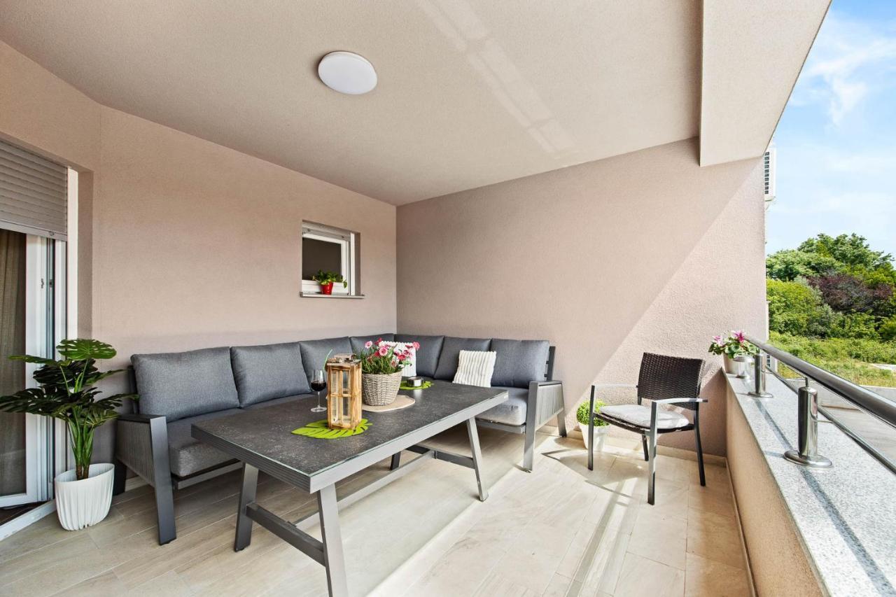 Apartment Leone เมดูลิน ภายนอก รูปภาพ