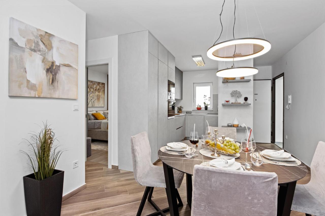 Apartment Leone เมดูลิน ภายนอก รูปภาพ