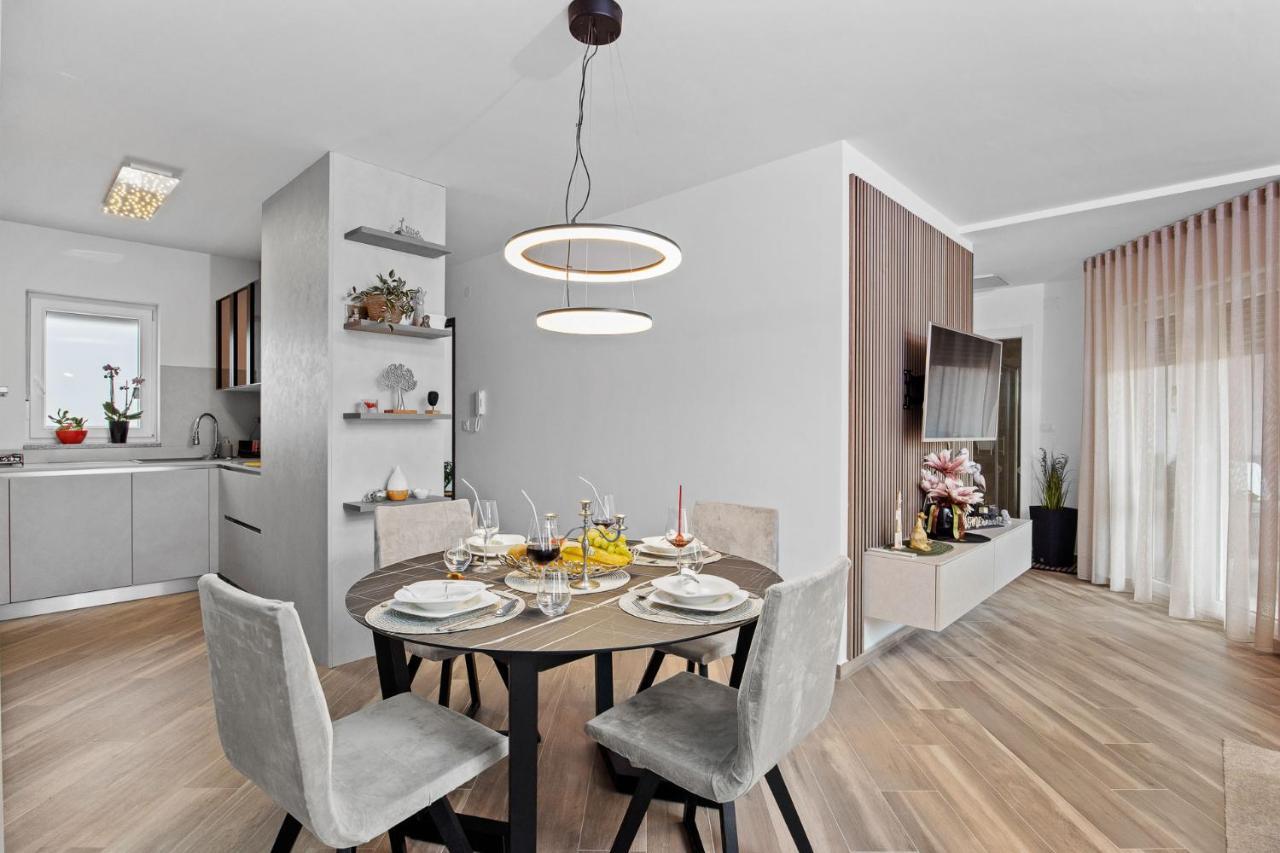 Apartment Leone เมดูลิน ภายนอก รูปภาพ